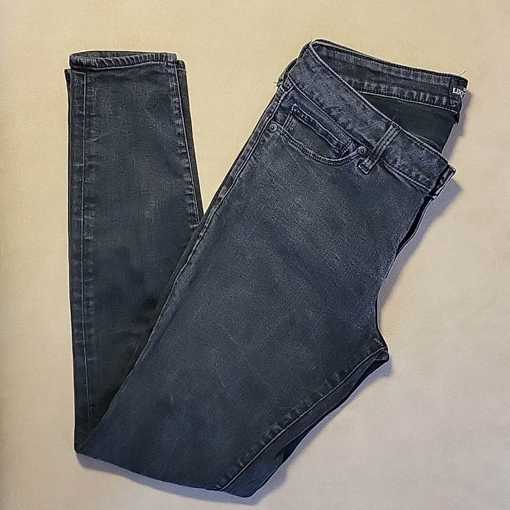 Lucky Brand Lolita Skinny Black Denim 5 Pocket Jeans Size 8/29 EUC - Picture 3 of 13
